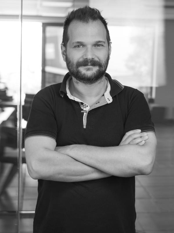 Άρης Πουλάκης — Web Developer